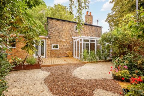 5 Lower Boston Road, London, W7 3UA