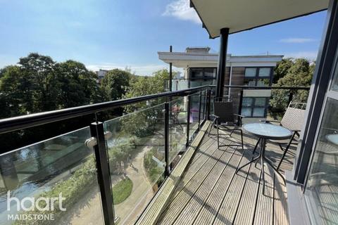 Clifford Way, Maidstone