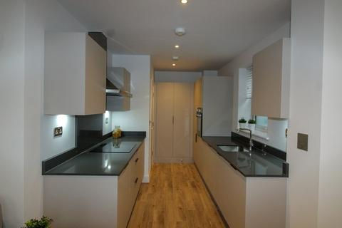 2 bedroom apartment to rent - Tawney Court, 6 Bosworth Road, Barnet, Hertfordshire, EN5