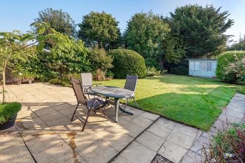 Lynwood Alfold Road, Cranleigh, GU6 8NB