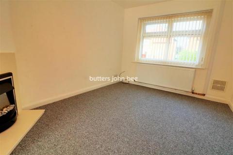 3 bedroom terraced house to rent - Claughton Avenue, Crewe