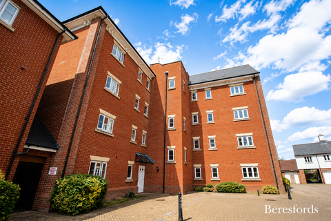 2 bed flat/apartment for rent in Duoro Mews, CO2