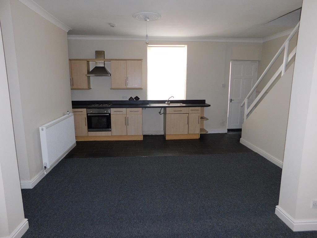 Dudley Terrace, New Kyo 3 bed terraced house £450 pcm (£104 pw)