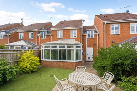 12 Grebe Close, Aylesbury, HP19 0YL