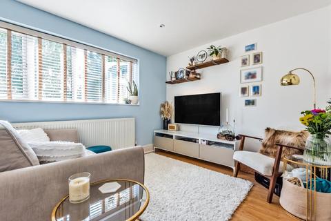 1 bedroom flat for sale - Ashford,  Middlesex,  TW15