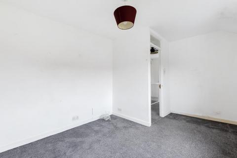 3 bedroom end of terrace house to rent, Coventon Road,  Aylesbury,  HP19
