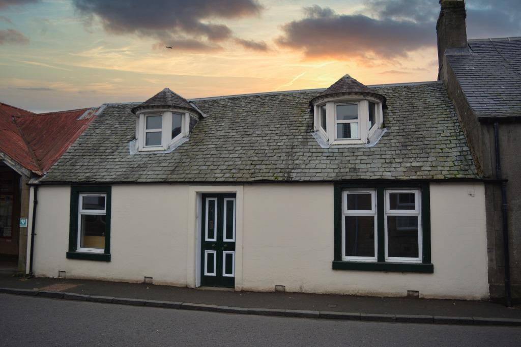 Main Street, Thornhill, Stirling, FK8 3PW 3 bed terraced house £189,000