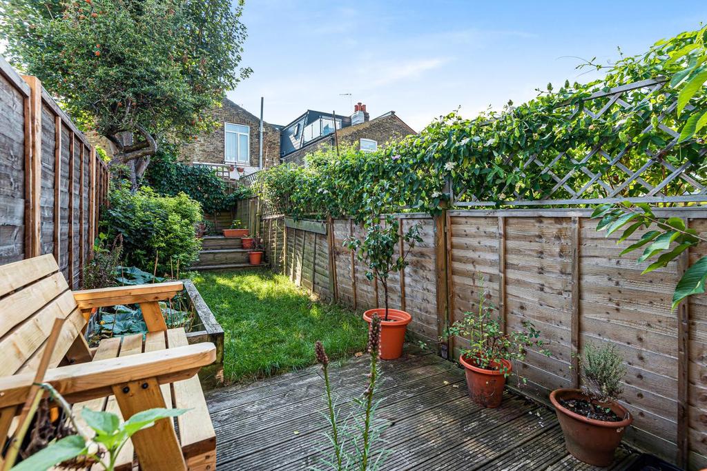 Bickley Street, Tooting 2 bed £515,000
