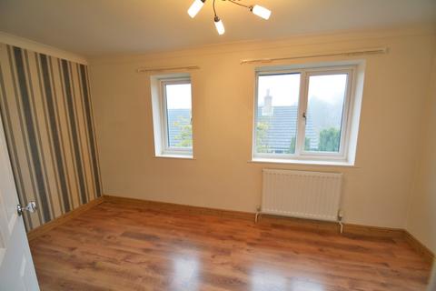 38 Herolf Way, Harleston, IP20 9QA