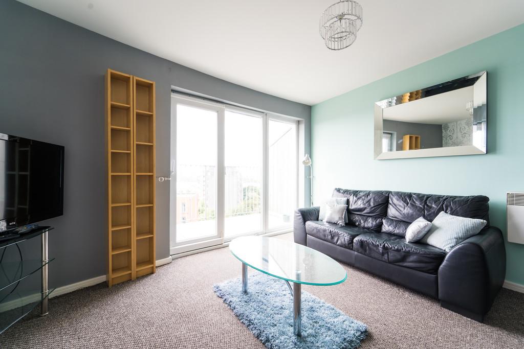 7 Stillwater Drive, Sports City, Manchester 2 bed apartment £950 pcm