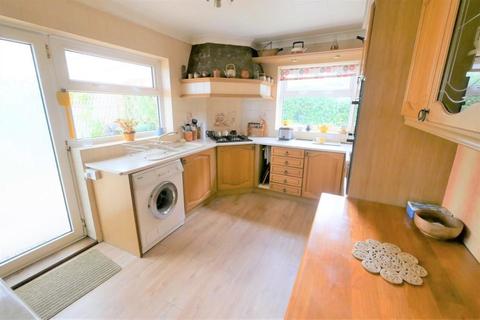 4 Buckingham Close, Martlesham, Woodbridge, IP12 4SX