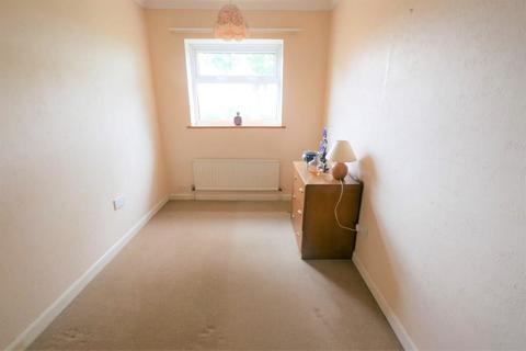 4 Buckingham Close, Martlesham, Woodbridge, IP12 4SX
