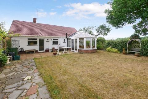 4 Buckingham Close, Martlesham, Woodbridge, IP12 4SX
