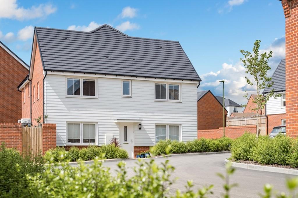 Rocky Lane, Haywards Heath 3 bed semidetached house £459,995
