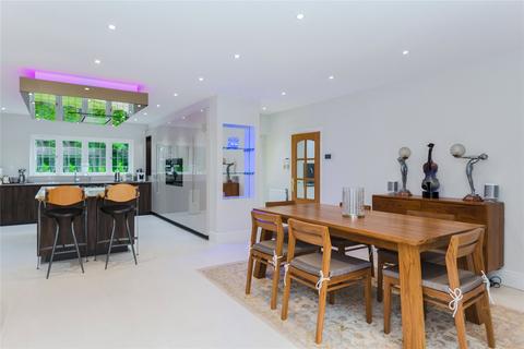 6 bedroom detached house to rent, Dukes Kiln Drive, Gerrards Cross, Buckinghamshire, SL9