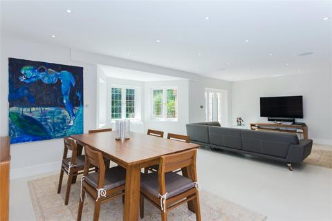 6 bedroom detached house to rent, Dukes Kiln Drive, Gerrards Cross, Buckinghamshire, SL9