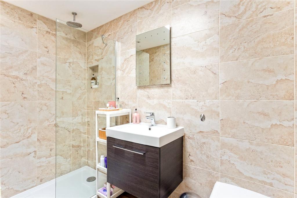 Bedroom 2 En Suite