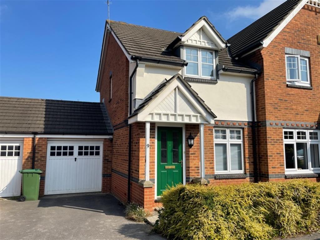 Cave Grove, Emersons Green, Bristol, BS16 7BR 2 bed semidetached house