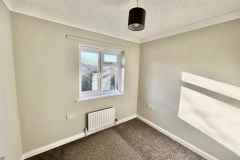 3 bedroom terraced house to rent, Dunstans Drive,  Winnersh,  RG41