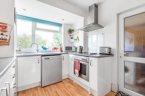 34 Alvescot Road, Swindon, SN3 1BL