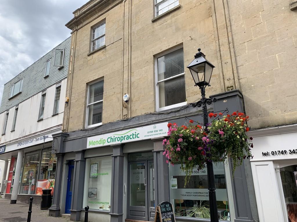 High Street, Shepton Mallet Office to rent £800 pcm (£185 pw)