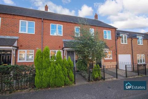 16 Whitebeam Way, Nuneaton, CV10 0LJ