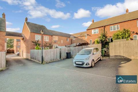 16 Whitebeam Way, Nuneaton, CV10 0LJ