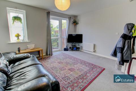 16 Whitebeam Way, Nuneaton, CV10 0LJ