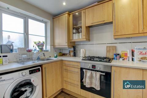 16 Whitebeam Way, Nuneaton, CV10 0LJ