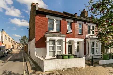 34 Letchford Gardens, London, NW10 6AH