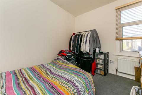 34 Letchford Gardens, London, NW10 6AH