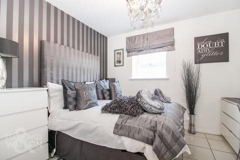 2 bedroom flat for sale, Trinity Square, Loddon, Norwich