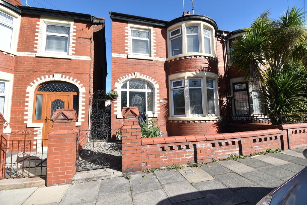 Collingwood Avenue, Blackpool, FY3 3 bed semidetached house £145,000