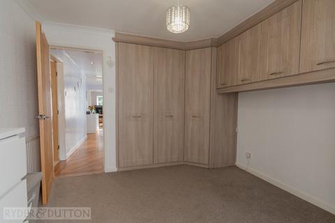 29 Thorpe Close, Austerlands, Oldham, OL4 3QL