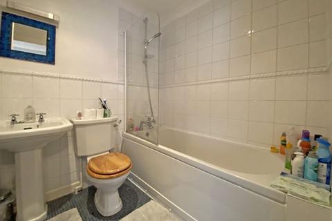 Flat 31, Compass Quay Haven Road, Exeter, EX2 8GW