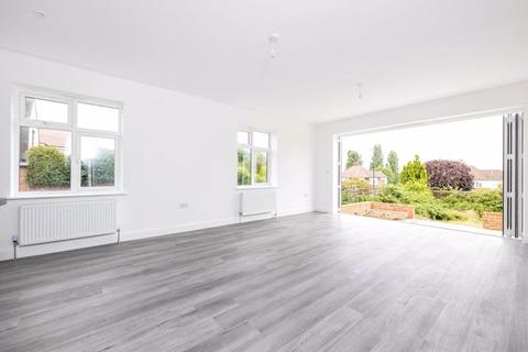 11 North Close, Bexleyheath, DA6 8HE