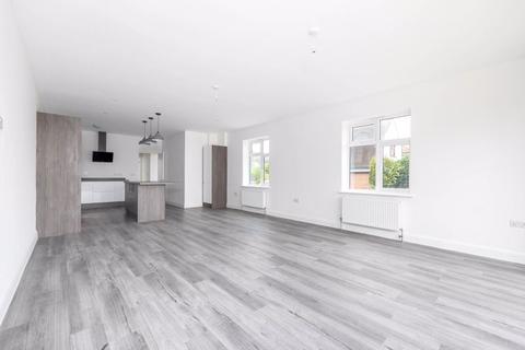 11 North Close, Bexleyheath, DA6 8HE