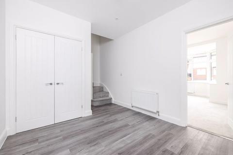 11 North Close, Bexleyheath, DA6 8HE