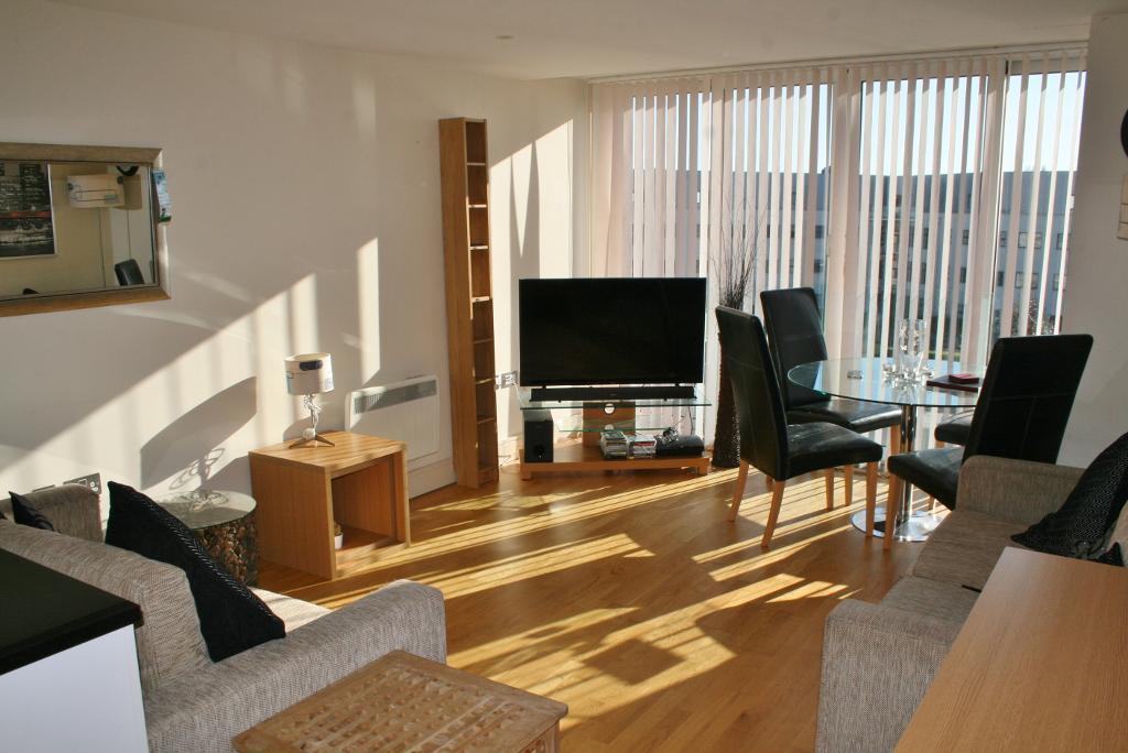 Woodlands, Hayes Point, Sully, Vale Of CF64 5QF 1 bed flat