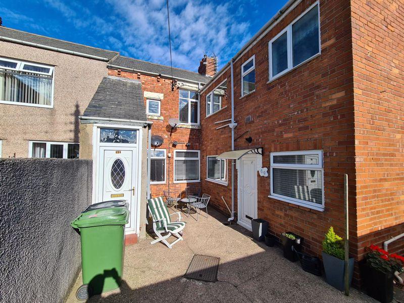 Victoria Terrace, Bedlington 2 bed flat £36,000