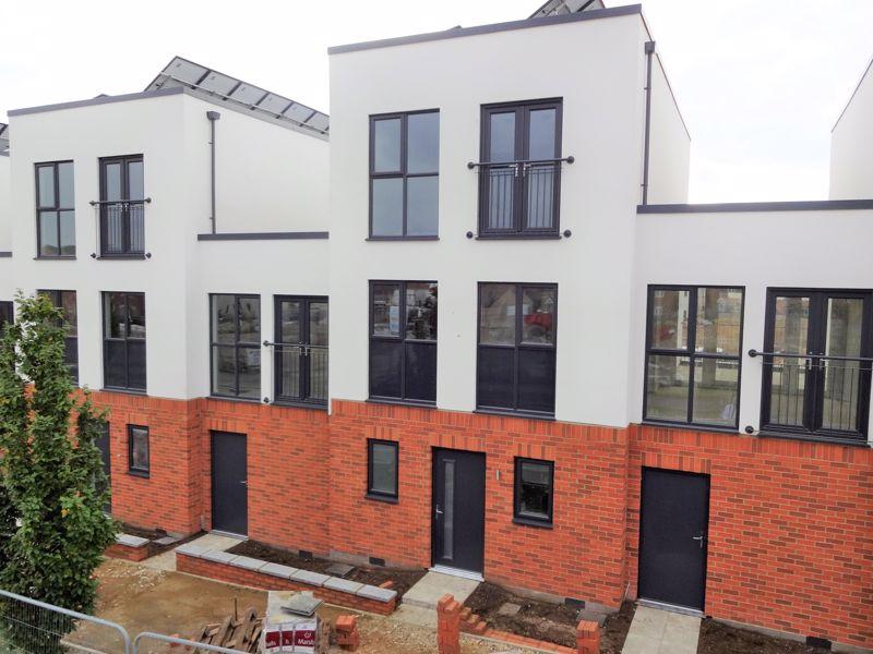 The Avenue, By Etopia Homes, Priors Hall, Corby 3 bed semidetached