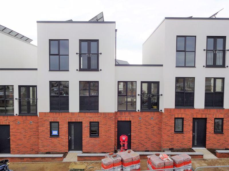 The Avenue, By Etopia Homes, Priors Hall, Corby 3 bed semidetached