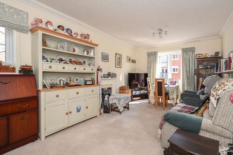 1 bedroom retirement property for sale - Churchfield Road, Walton-On-Thames