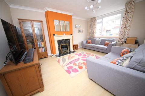 1 Redlie Close, Stanford-le-hope, SS17 8BB