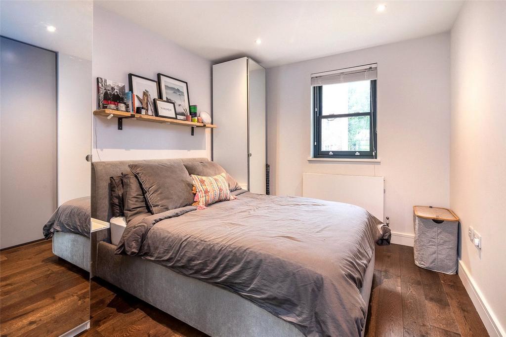 Apartment in Archway - View 4