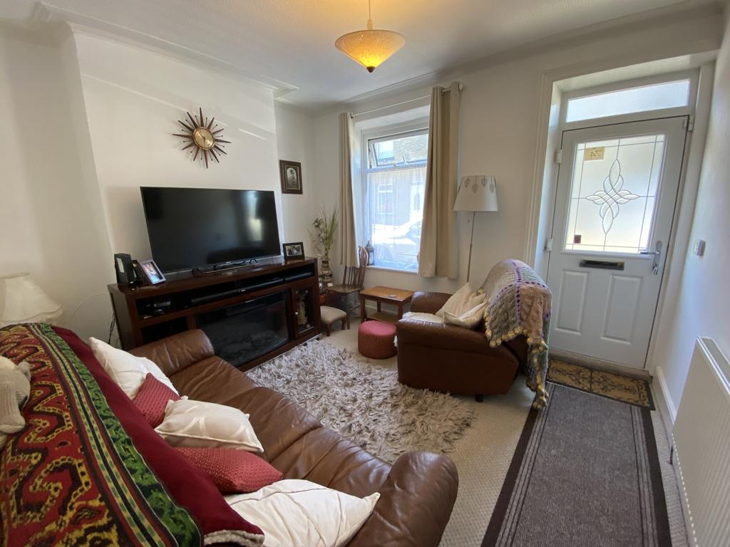 Mount Street, Eccleshill, Bradford, BD2 2 bed terraced house £110,000