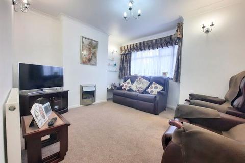 49 Longford Avenue, Feltham, TW14 9TH
