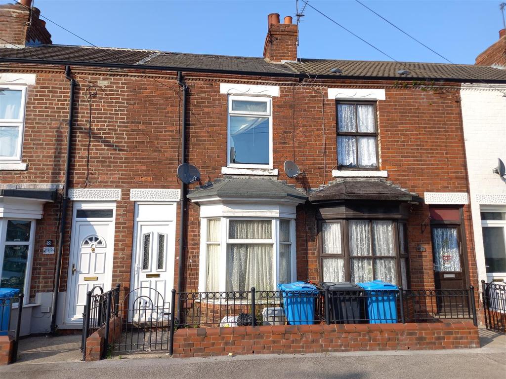 Belmont Street, Hull 2 bed terraced house £60,000