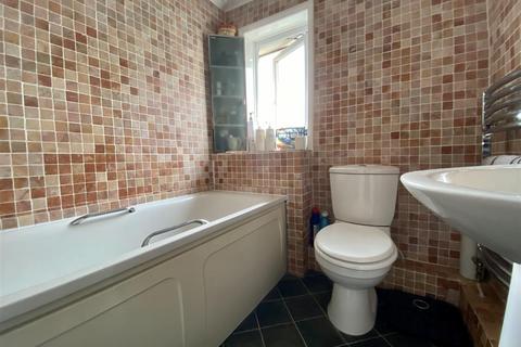 80 Birling Road, Ashford, TN24 8BE