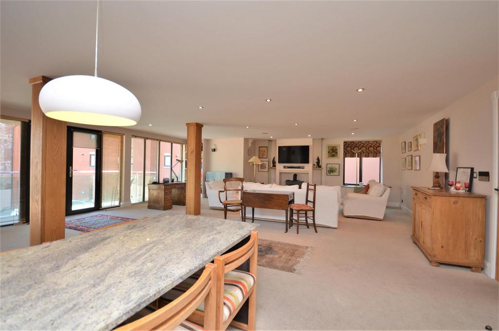 02 open plan.JPG